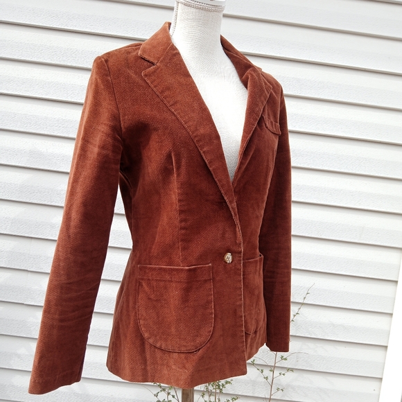 SOLD! Quality Vintage Faux Suede Blazer - Picture 3 of 8